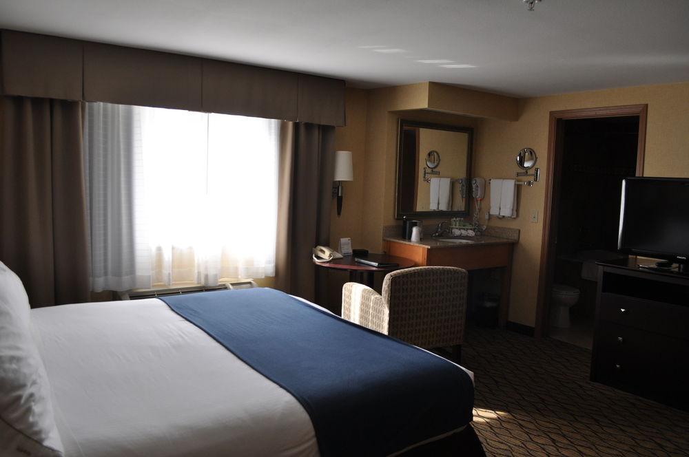 Holiday Inn Express & Suites Seattle - City Center ภายนอก รูปภาพ